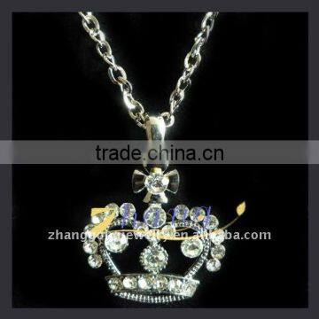 crown shaped necklace with rhinestone pendant