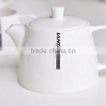 Modern fine porcelain teapot with round cover