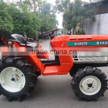 B1402DT KUBOTA TRACTOR