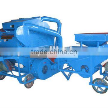 Peanut shelling machine