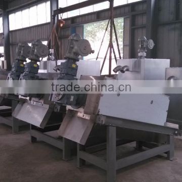 dewatering screw conveyor