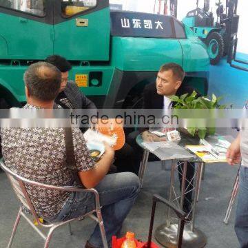 Convenient Control 2T Capacity Agricultural Forklift photo-3