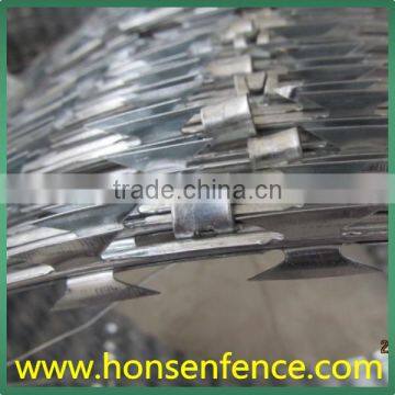 BTO-22 980mm Roll Diameter Galvanized Razor Barbed Wire photo-5