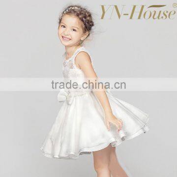 2016 Cheap Lace Flower Girls Dresses For Weddings Jewel Neck Princess Short Ball Gowns Little Girls Pageant Dresses With Bow Fre