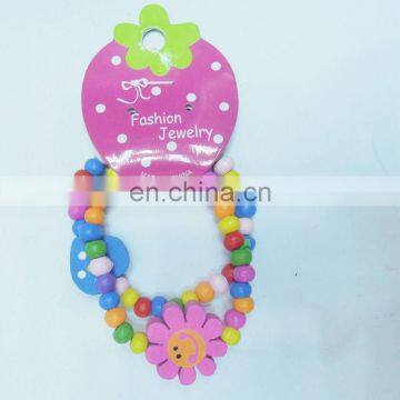 colorfull flower and beads bracelet