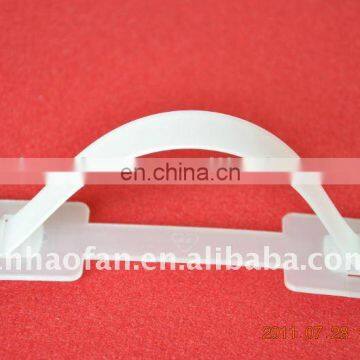 portable plastic handle for cardboard box