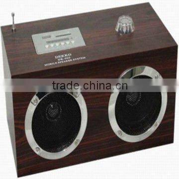 Mini sound box with FM radio