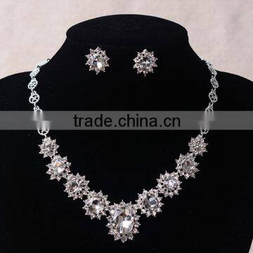 2016 Beautiful Necklace and Earring Set Bridal Jewelry Set photo-3