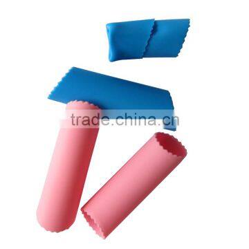 Peeling Press Tube Tool Silicone Garlic Peeler                        
                                                Quality Choice
                                                    Most Popular