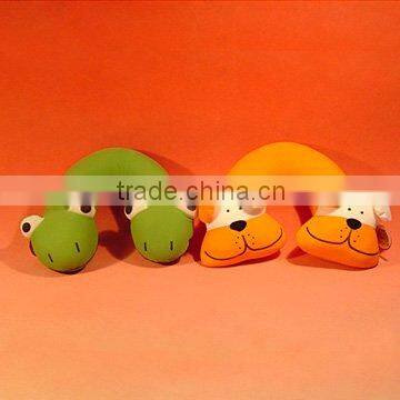 Mat of Neck, Green Frog and Yellow Dog