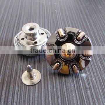 China manufacturers fancy metal button for jeans