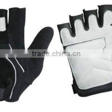 cycle gloves white