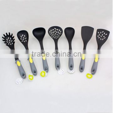 hot new products for 2015 yiwu promation nylon kitchen utensils