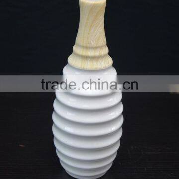 ceramic screw thread shape on glazed with water transfer printing flower vase