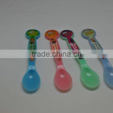 Cold or Hot Color Changing Plastic Spoon photo-3