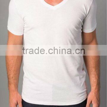 High Quality and Perfect Service OEM Clothing Manufacturer Men's Cotton V-neck T Shirt Design