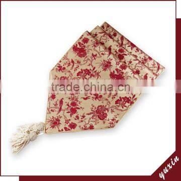 Super quality most popular decorative laser cut felt table runner TR1-015