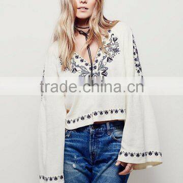 2016 Guangzhou Shandao Latest Model Autumn Fashion Elegant Long Flare Sleeve Deep V Neck Embroidered Ladies Cotton Tops Designs photo-2