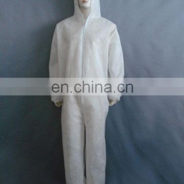 Disposable microporous paint spray suit