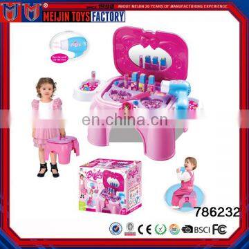 new Girls plastic makeup set portable dressing table toy