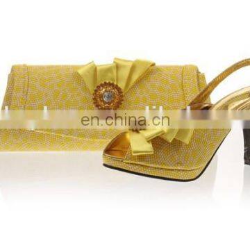 Italian Lady Shoes And Bag To Match For Party