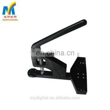 Low Price Manual Eyelet Machine photo-2