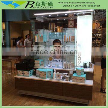 Common areas skincare used glass tower display case, men cosmetics retail merchandising unit