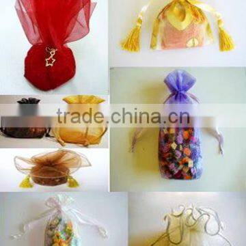 wholesale ribbon tie gift bags in gift packaging