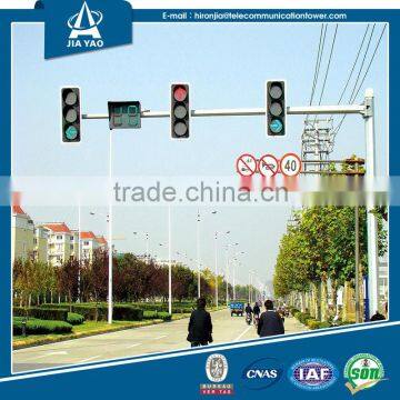 6.5 Length Steel Poles Galvanized Driveway Traffic Light Poles With 9m Cross Arm