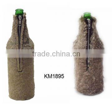 China Wholesale Price Quality OEM Plush Bottle Sleeve