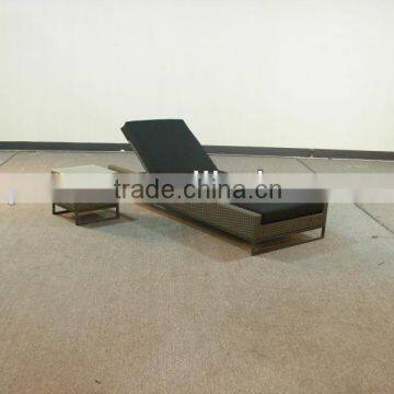 NL014-RATTAN LOUNGE