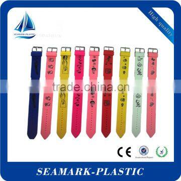 2016 Bulk Cheap Custom Made Silicone Watch Strap for Watches