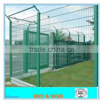 high quality welded wire mesh fence panels in 12 gauge netting