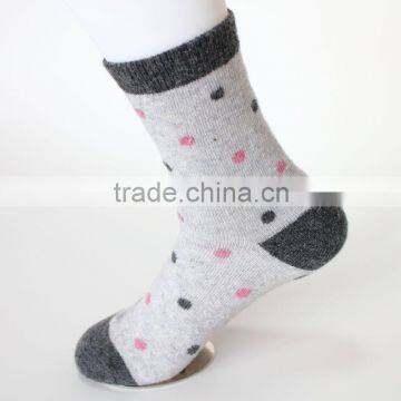 Custom Logo Hand Cotton Cute Vivid Colo Korea Sock Manufacturers photo-3