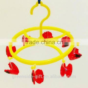 Durable Plastic Sock Hanger With Cartoon Strawberry Pegs