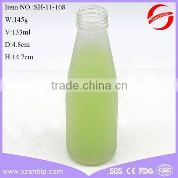 Wholesale various style glass bottle for beverage with lid