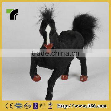 2015 novelty home or garden ornamental horses toy for sale