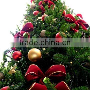 Artificial Christmas tree with decoration