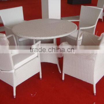 Durable Dining Table And Dining Chairs