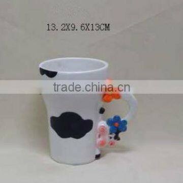 promotional ceramic coffee mug with cow shape