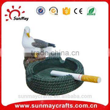 Oem Hot Sale Resin Sea Captain Ashtray Souvenir for Sale photo-5
