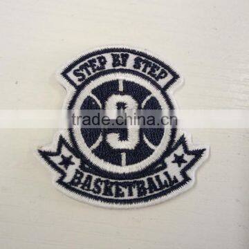 2016 cheap custom high quality personalized embroidery patch