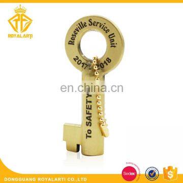 3D Gold Zinc Alloy Safety Keychain for Service Unit