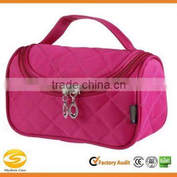 Custom travel toiletry bag,quilted cotton cosmetic travel case,fabric makeup artist train bag