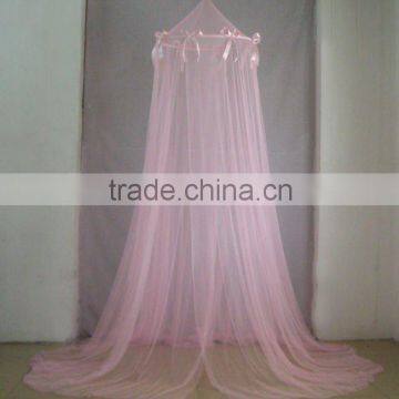 Circular mosquito net with ribbon butterflies