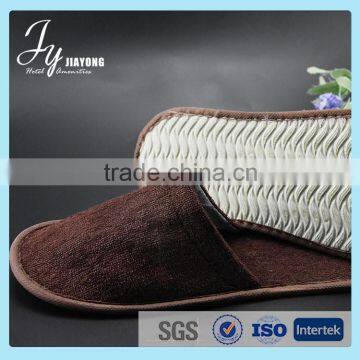 All Kinds of Cheap Hotel Disposable Slippers Rubber Spa Slippers photo-2