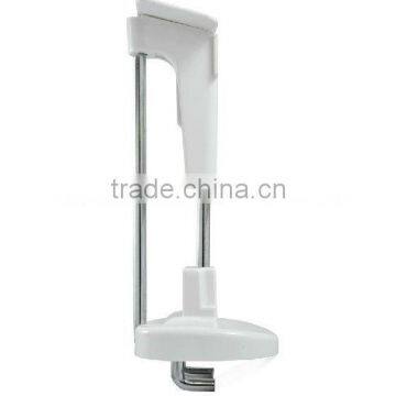 Best buy/ slatwall display security hook