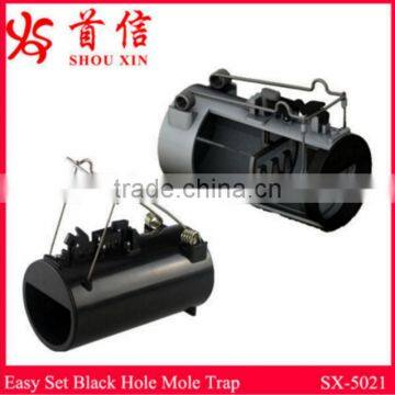Easy set plastic & metal Black tunnel Mole & Gopher Trap SX-5021