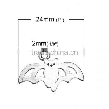 Zinc Based Alloy Halloween Charms Halloween Bat Animal Antique Silver Hollow 24mm x 16mm photo-2