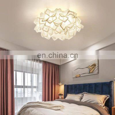 2022 New Design Slice Shape White Romantic Nordic Minimalist Iron Children's Room Pendant Lamp photo-4